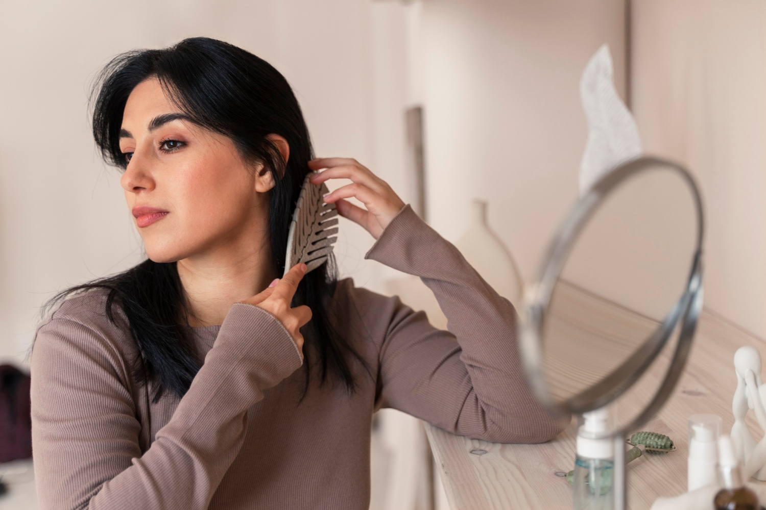 Cum se compară pudra pentru volum cu alte produse de styling pentru păr?